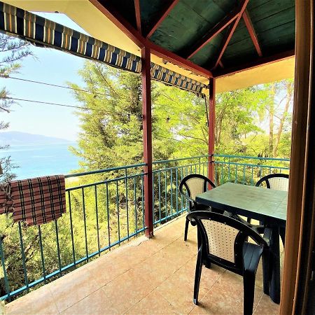 Ramo'S Cozy Beachside Haven With Panoramic Views - 1St Wlora Zewnętrze zdjęcie