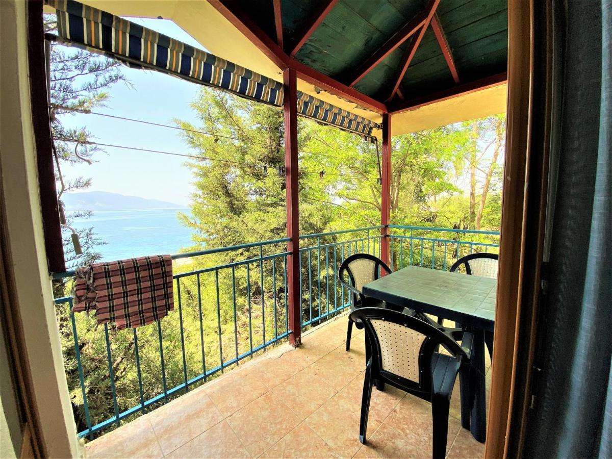 Ramo'S Cozy Beachside Haven With Panoramic Views - 1St Wlora Zewnętrze zdjęcie