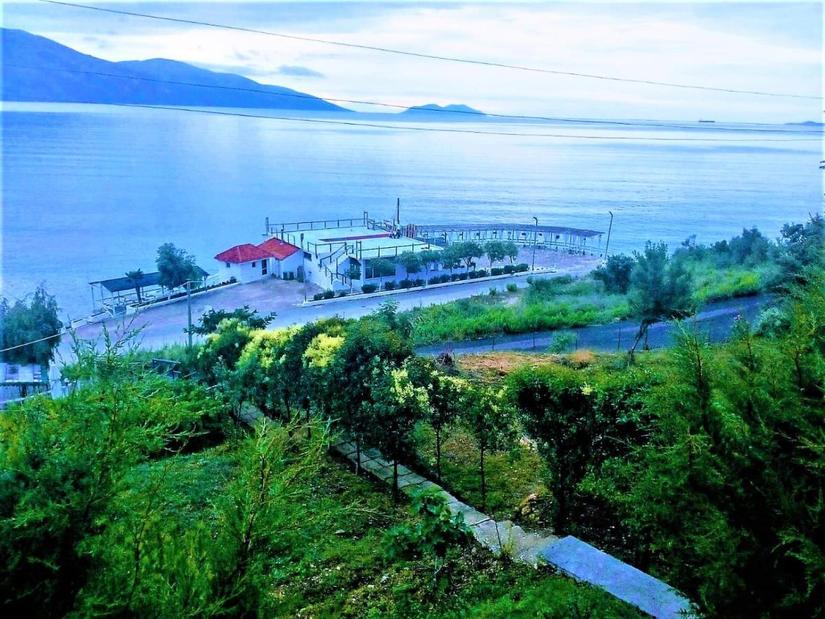 Ramo'S Cozy Beachside Haven With Panoramic Views - 1St Wlora Zewnętrze zdjęcie